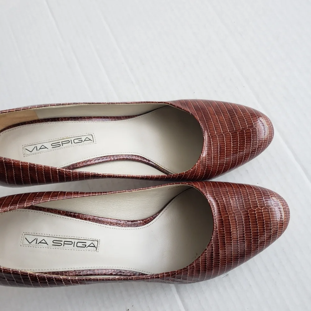 Via spiga croc leather heels size 7.5M